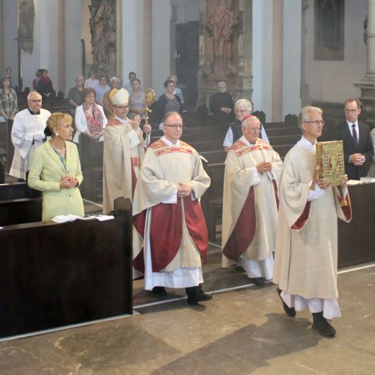 Bei einem Pontifikalgottesdienst mit Bischof Dr. Franz Jung im Würzburger Kiliansdom ist am Donnerstag, 23. Juli, Domkapitular Thomas Keßler als Generalvikar verabschiedet worden.