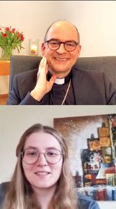 Bischof Dr. Franz Jung und Katharina Ziegler beim Austausch auf Instagram.