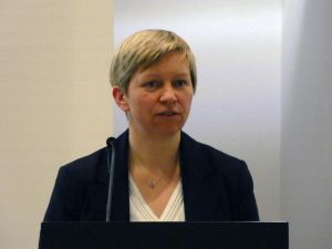 Dr.  Regina Elsner ist Orthodoxie- und Osteuropaexpertin am "Zentrum für Osteuropa- und internationale Studien" in Berlin.