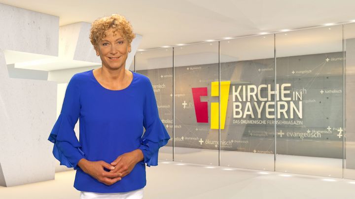 Bernadette Schrama moderiert das ökumenische Fernsehmagazin "Kirche in Bayern" am Sonntag, 17. Juli.