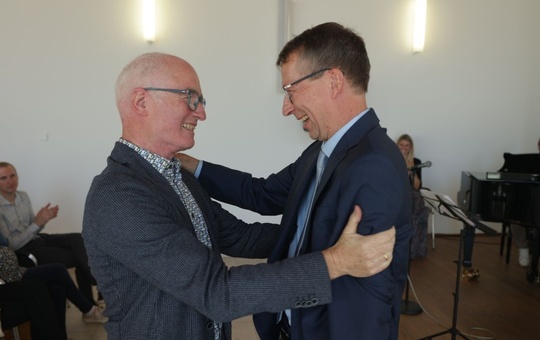 Johannes Simon und Dr. Matthias Kopp von der Deutschen Bischofskonferenz