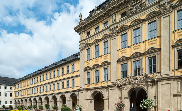 Das Juliusspital in Würzburg. Stifter des Krankenhauses war Fürstbischof Julius Echter.